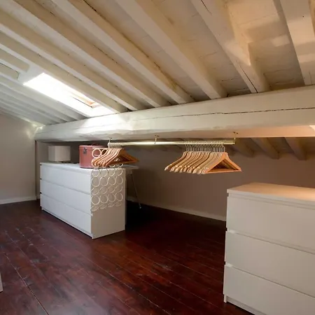 Casa Laura, Unwind Yourself On A Luxury Terrace In Town Apartment