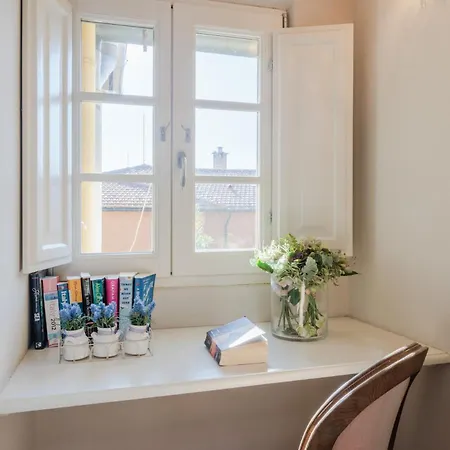 Casa Laura, Unwind Yourself On A Luxury Terrace In Town